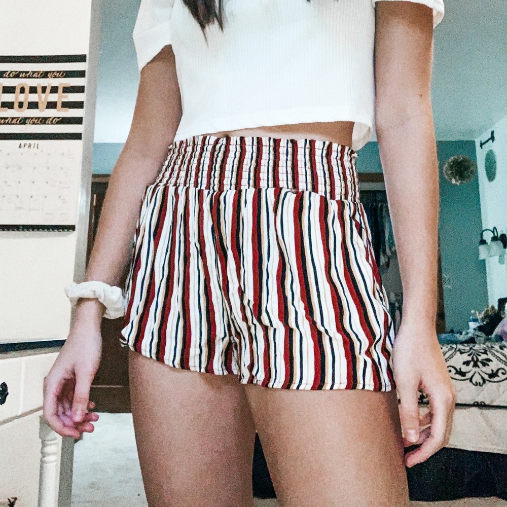 Rue 21 Flowy shorts